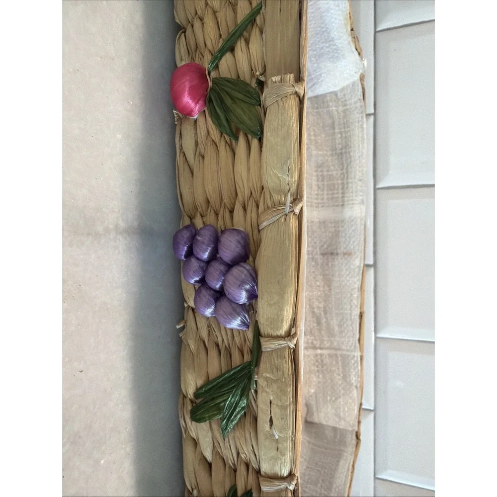 Vintage Fruit Wicker Basket Hand Woven Carrier Straw Raffia Lined Casserole 3-D